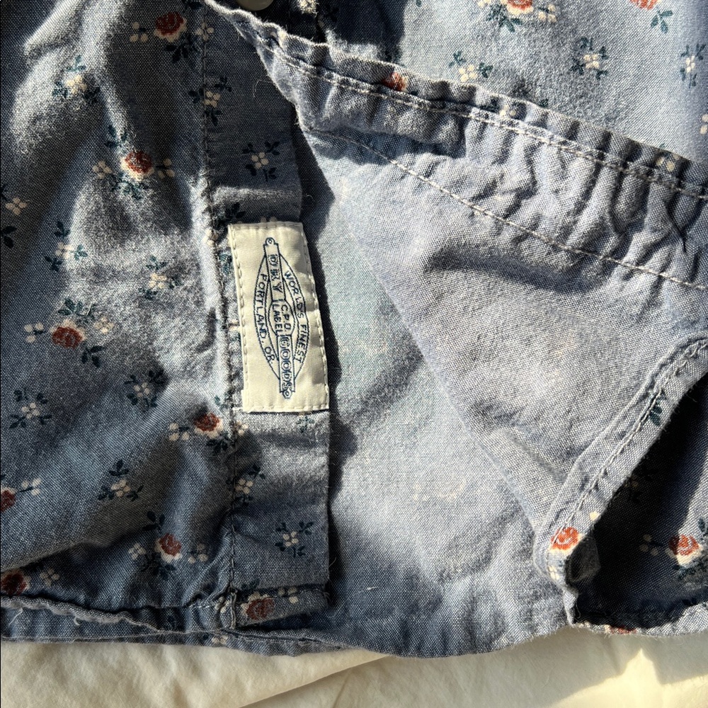 Western-style chambray shirt with floral pattern. C.P.O. Provisions. - Picture 4 of 4